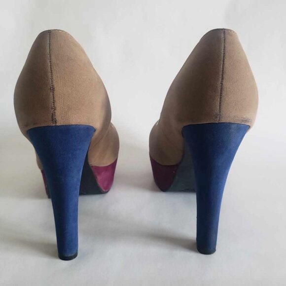 Tinley Road Tan Suede Heels - Picture 4 of 4